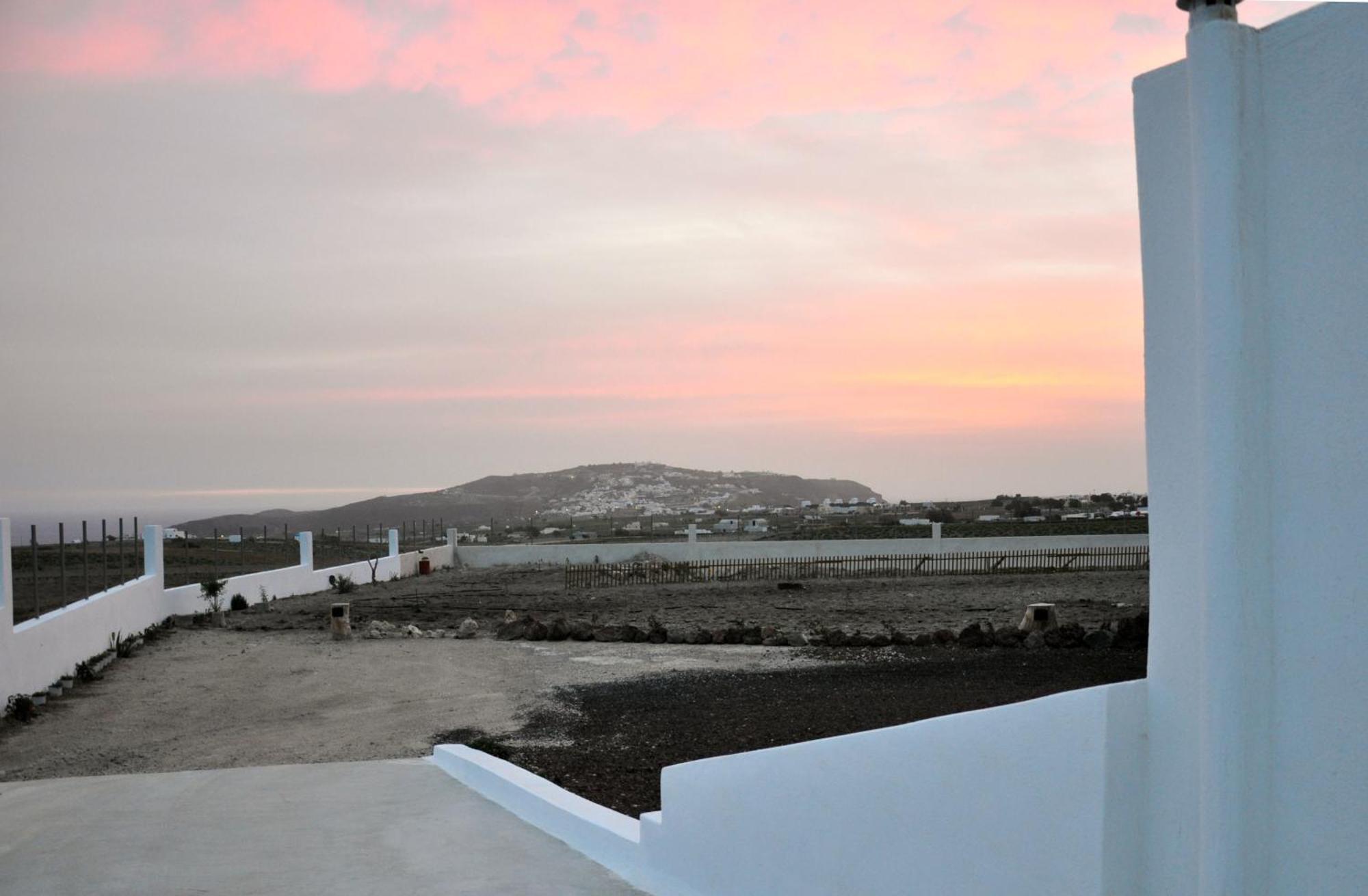 Calma Eco Houses Sunset View Emporio  Extérieur photo